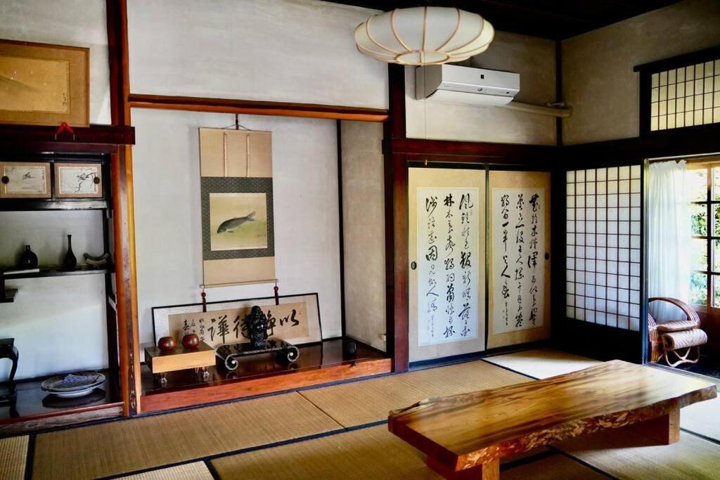 佐渡市 佐渡島に残る築130年の伝統的な古民家｜東夢ヴィラ エクステリア 写真
