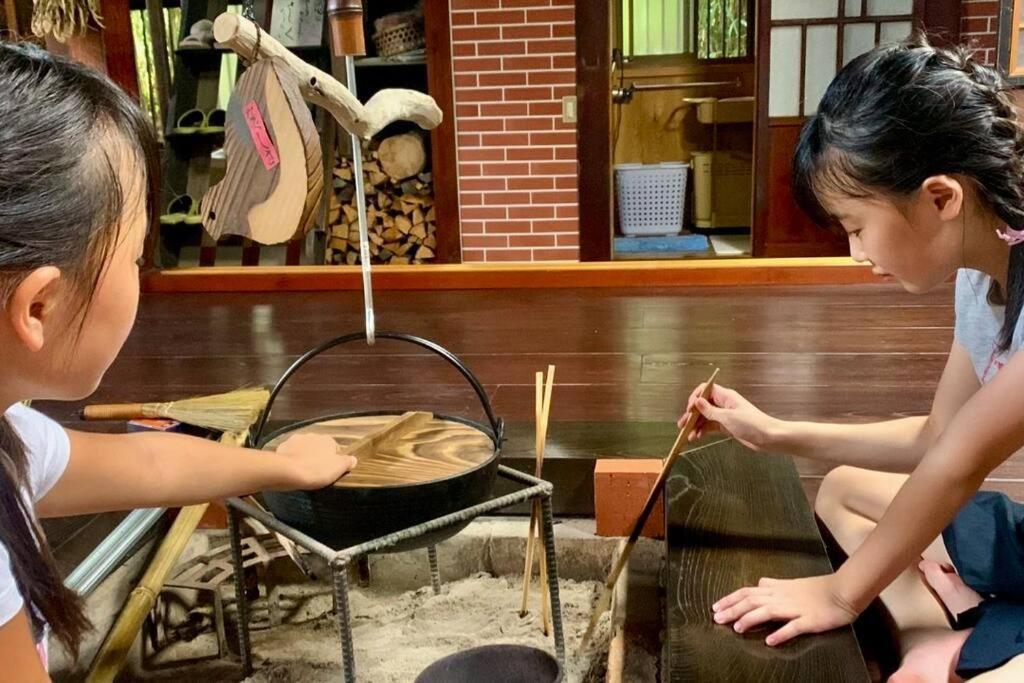 佐渡市 佐渡島に残る築130年の伝統的な古民家｜東夢ヴィラ エクステリア 写真