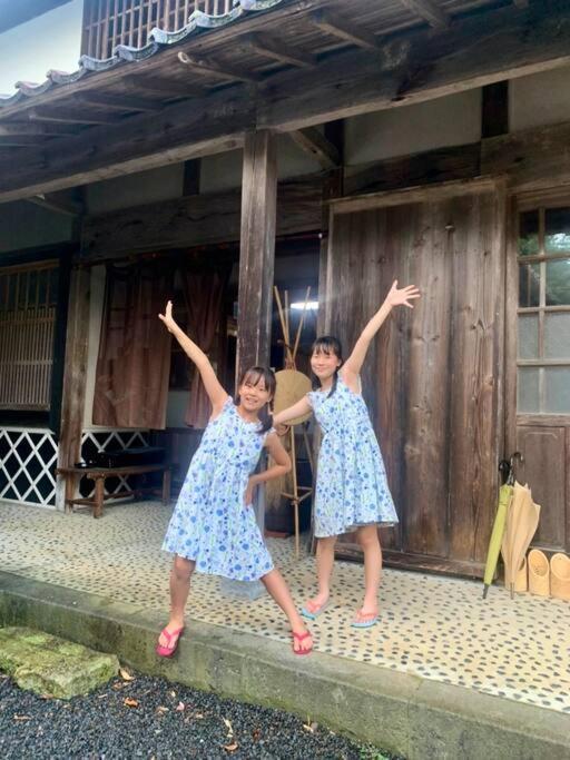 佐渡市 佐渡島に残る築130年の伝統的な古民家｜東夢ヴィラ エクステリア 写真
